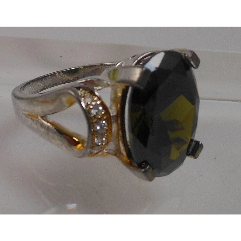 Vintage 1990's Sterling Silver Dark Green CZ Cocktail Statement Ring Size‎ 8